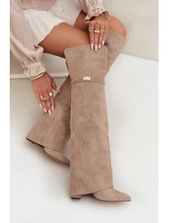 Zateplené kozačky s dílem nad s podpatkem béžové model 21707699 - Boto