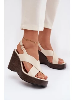 Dámské sandály z eko kůže na platformě Béžové model 21937453 - Boto