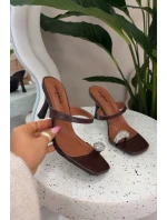 Dámské lodičky na s ozdobným detailem Čokoládové model 21943388 - Boto