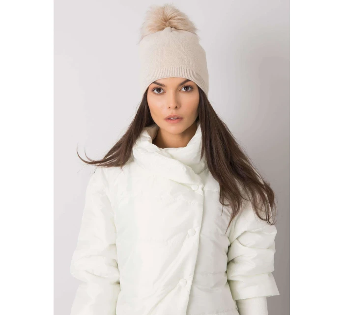 Dámská čepice JK CZ 34 model 15837361 béžová - FPrice Dámská čepice JK CZ 34 model 15837361 béžová - FPrice