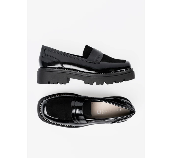 Zajímavé dámské černé mokasíny na širokém podpatku Zajímavé dámské černé mokasíny na širokém podpatku