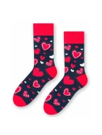 Vzorované pánské ponožky Steven art.136 Srdíčka