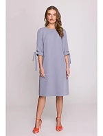 S393 Šaty áčkového střihu s vázacími rukávy - holubičí šedá