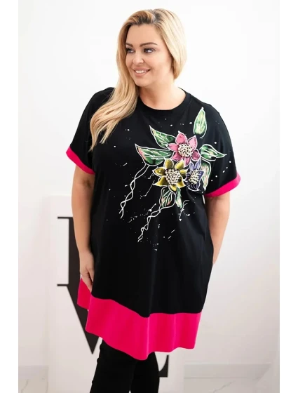 Dámská tunika Plus Size s květinovým vzorem a ozdobnými perličkami fuchsiová
