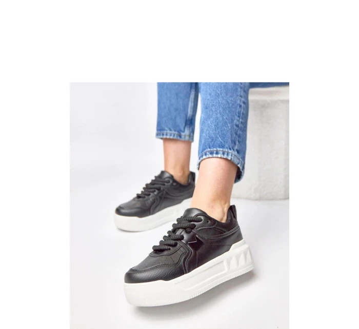 Sportovní obuv  model 224153 Solea