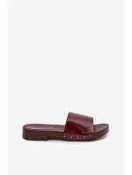 Dámské pantofle s přezkami na nízkém podpatku bordó Brinalle