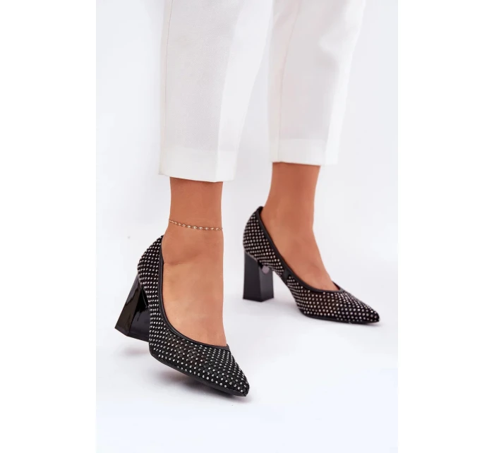 Dámské síťované lodičky na podpatku s ozdobou Vinceza – černé Dámské síťované lodičky na podpatku s ozdobou Vinceza – černé