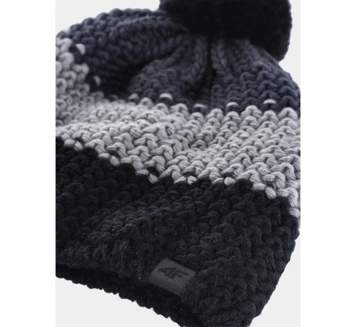 Chlapecká zimní čepice 4F Junior 4FJWAW24ACAPM432-21S Chlapecká zimní čepice 4F Junior 4FJWAW24ACAPM432-21S