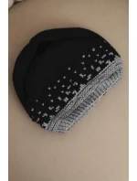 Dámská zimní čepice z vlny s geometrickým vzorem K477 černá + šedá Dámská zimní čepice z vlny s geometrickým vzorem K477 černá + šedá