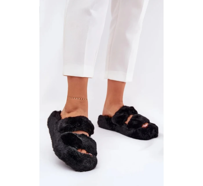 Dámské pantofle s kožíškem na platformě Talfedi – černé Dámské pantofle s kožíškem na platformě Talfedi – černé