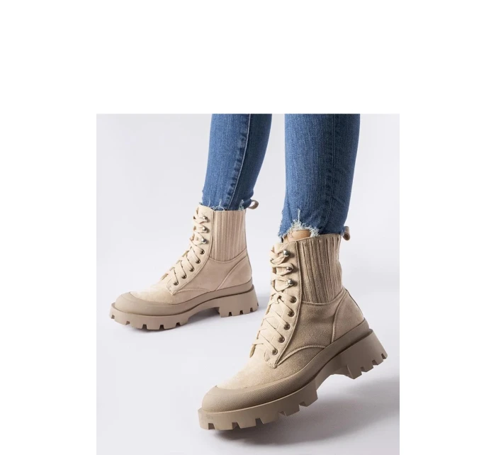 Boty model 205103 Solea Boty model 205103 Solea