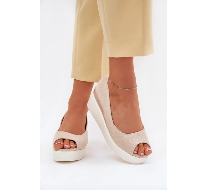 Dámské Sandály Na Klínu Z Eko Semiše Světle Béžové Velira