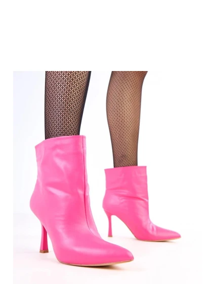 Boty na podpatku  model 218543 Solea