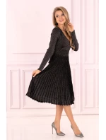 model 21171219 Černé šaty - Merribel