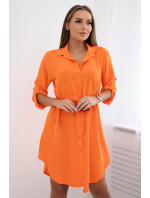 Šaty se zapínáním na knoflíky a zavazováním v pase oranžové barvy