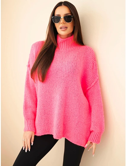Dámský oversized svetr s příměsí vlny s rolákem a širokými rukávy neonová růžová Dámský oversized svetr s příměsí vlny s rolákem a širokými rukávy neonová růžová