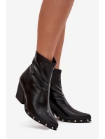 Dámské kožené boty na podpatku černé model 21709978 - Boto Dámské kožené boty na podpatku černé model 21709978 - Boto