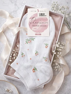 model 21120174 Dámské květinové boty 3542 - WiK