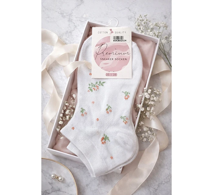 model 21120174 Dámské květinové boty 3542 - WiK model 21120174 Dámské květinové boty 3542 - WiK