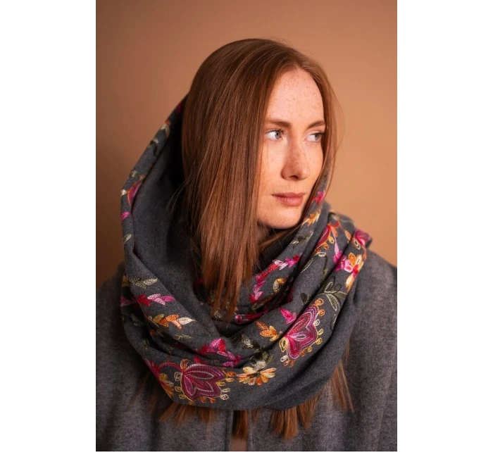 Šála model 21389749 Fiona - Art of polo Šála model 21389749 Fiona - Art of polo