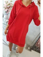 Šaty s kapucí a delšími zády červené