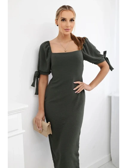 Šaty vzadu nařasené se zavazovacími rukávy khaki Šaty vzadu nařasené se zavazovacími rukávy khaki