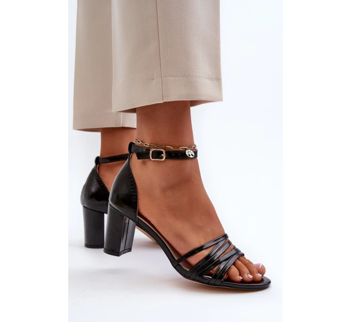 Na Podpatku S model 21654025 - EVENTO