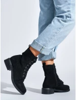 Pohodlné kotníčkové boty dámské černé na širokém podpatku Pohodlné kotníčkové boty dámské černé na širokém podpatku