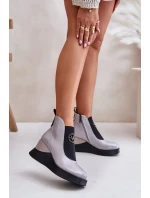 Boty na klínovém podpatku model 201547 Step in style Boty na klínovém podpatku model 201547 Step in style