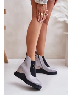 Boty na klínovém podpatku model 201547 Step in style