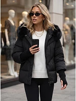 Pikowana kurtka damska zimowa z futerkiem czarna FashionStreet TY5741