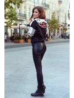 Dámská blůza/mikina s klokaní kapsou a kapucí v černé barvě s barevnými vsadkami 279-3