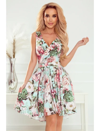 478-1 MAYA Šaty s delšími zády, výstřihem a páskem - RŮŽOVÉ KVĚTY