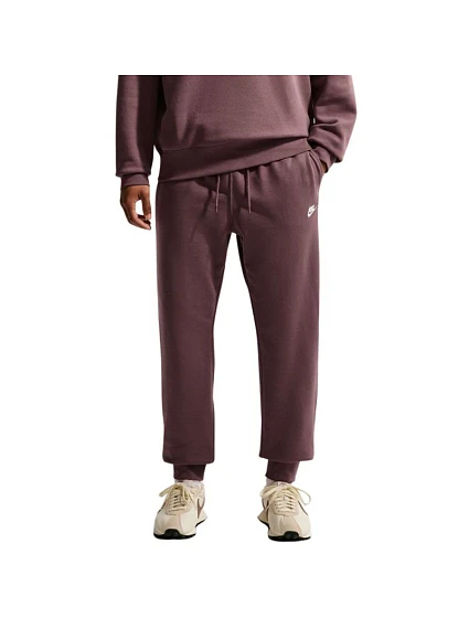 Pánské kalhoty Nike Club hnědé FN3801 502 L Pánské kalhoty Nike Club hnědé FN3801 502 L