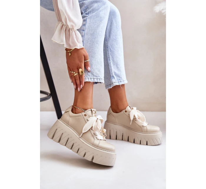 Dámské tenisky na masivní podrážce se zlatou ozdobou model 21672483 Béžové - CheBello