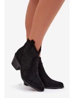 Dámské perforované kotníkové boty na podpatku model 22007400 Černé - S.Barski