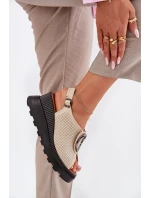 Dámské Kožené Sandály Na Klínu S Ozdobou Béžové Artiker model 21695584 - Boto