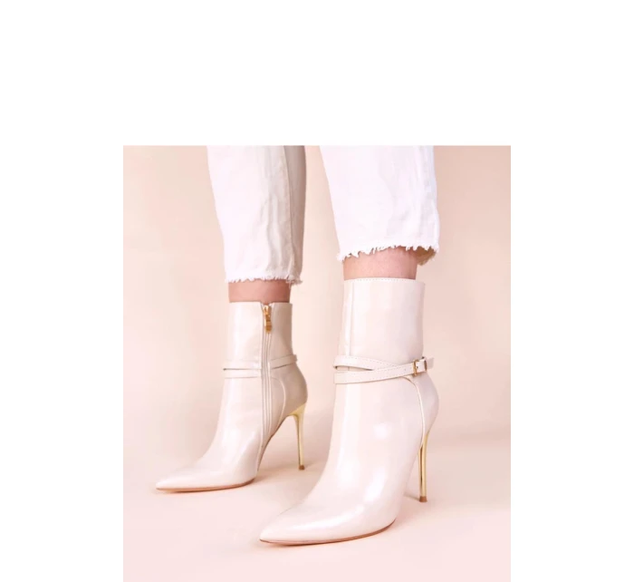 Boty na podpatku model 221026 Solea Boty na podpatku model 221026 Solea