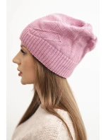 Dámská zimní čepice s vlnou a žebrovaným vzorem K471 tmavě růžová Dámská zimní čepice s vlnou a žebrovaným vzorem K471 tmavě růžová