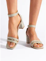 Praktické zelené sandály dámské na širokém podpatku Praktické zelené sandály dámské na širokém podpatku