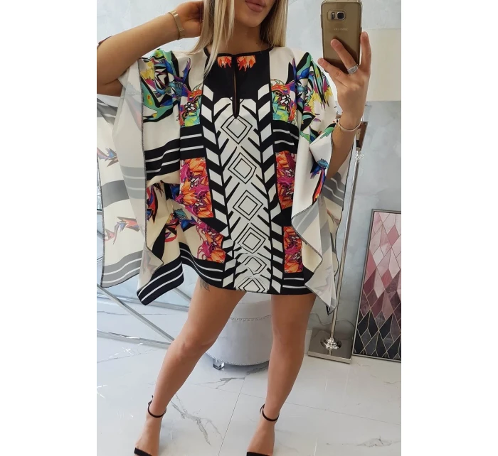 Netopýří šaty s vázáním v pase bílé