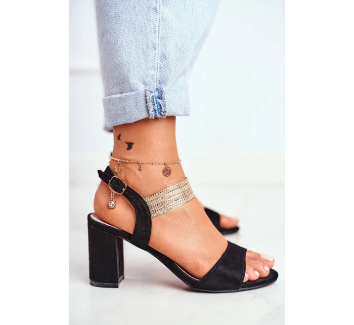 Dámské Sandály Na Podpatku Semišové Černé model 21525964 - S.Barski Dámské Sandály Na Podpatku Semišové Černé model 21525964 - S.Barski