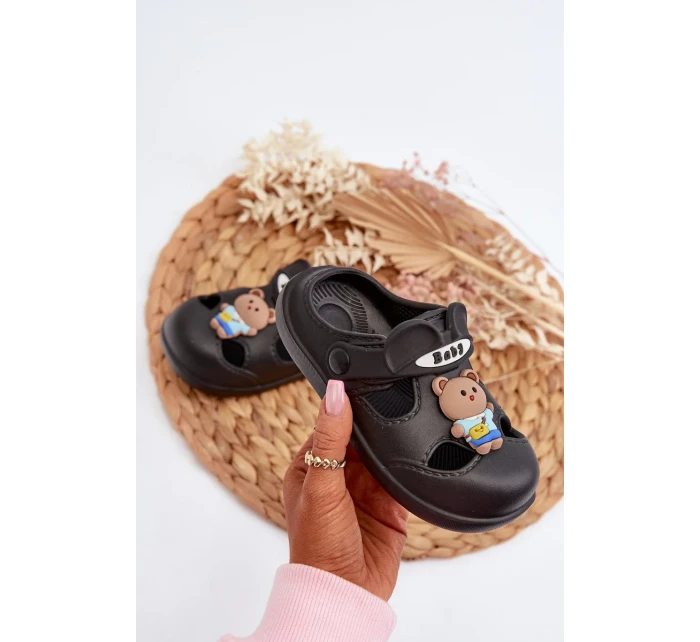 Dětské pěnové pantofle se zdobením, černá opleia