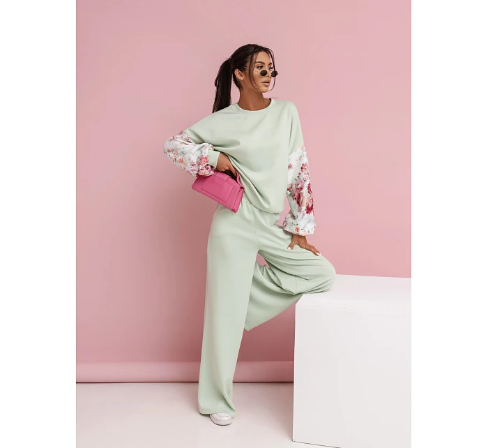 Ležérní souprava s rukávy a širokými nohavicemi model 22049180 - Moon Ležérní souprava s rukávy a širokými nohavicemi model 22049180 - Moon