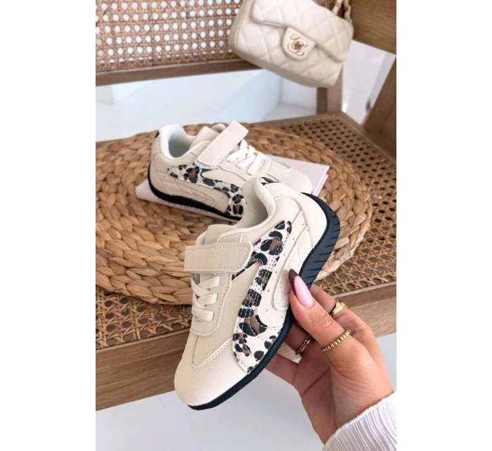 Dětské sportovní boty na suchý zip béžové s model 21731742 - Boto Dětské sportovní boty na suchý zip béžové s model 21731742 - Boto