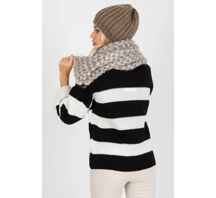 Šála model 174877 AT Šála model 174877 AT