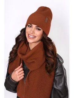 DÁMSKÁ ČEPICE P-019