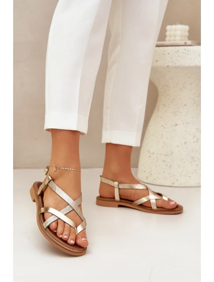 Kožené Ploché Sandály S Pásky Zlaté model 21683991 - Zazoo Kožené Ploché Sandály S Pásky Zlaté model 21683991 - Zazoo