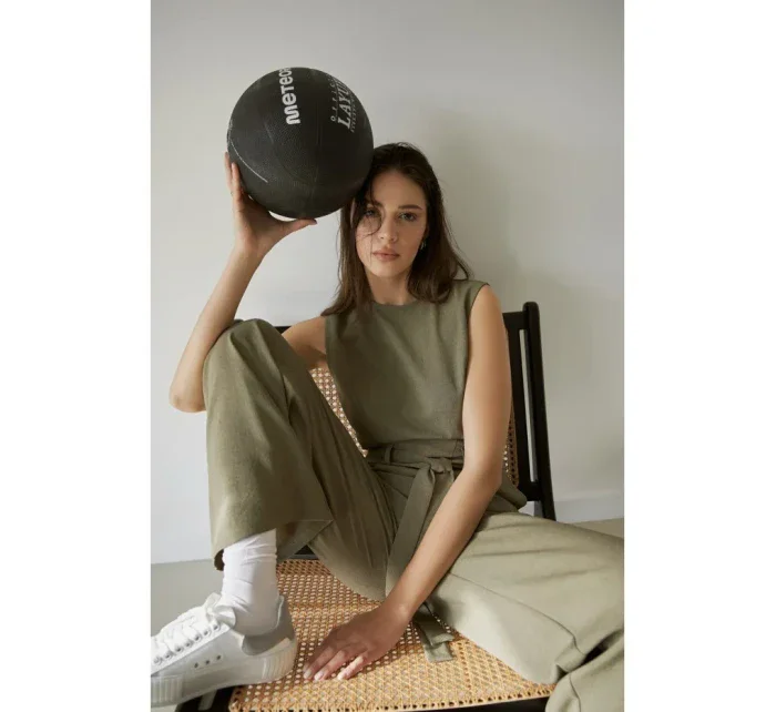 B256 Kombinéza bez rukávů s kapsami - olivová B256 Kombinéza bez rukávů s kapsami - olivová