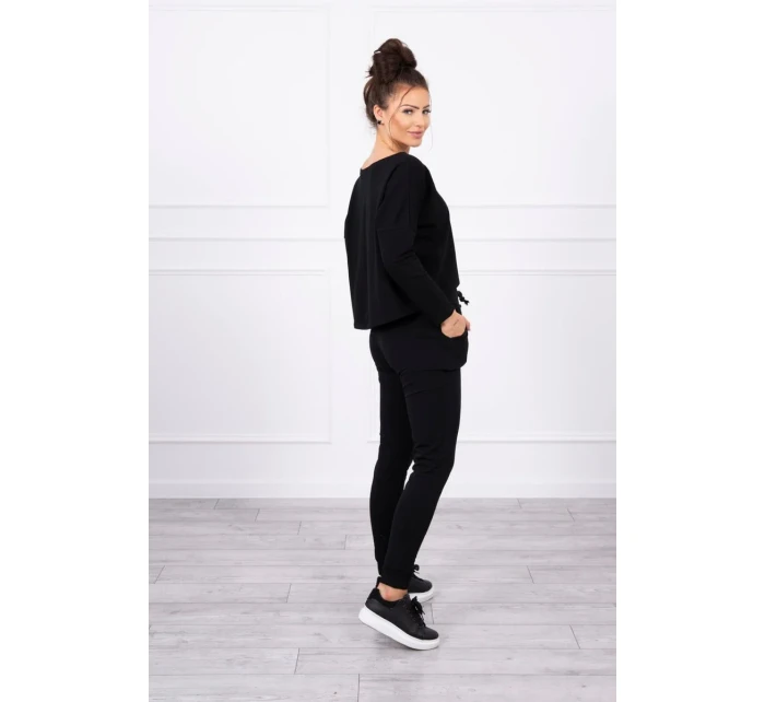 Souprava s oversize blůzou černé barvy Souprava s oversize blůzou černé barvy